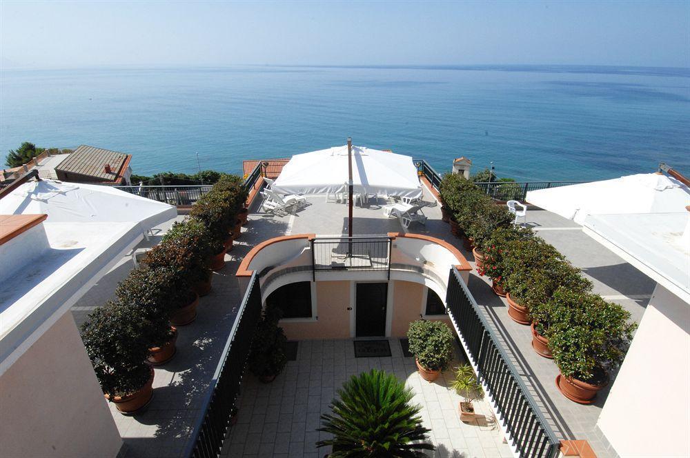 Residence La Cycas 빌람마레 외부 사진